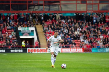 Tranmere Rovers 'dan Josh Dacres-Cogley 24 Eylül 202' de İngiltere 'nin Walsall şehrinde oynanan Sky Bet Lig 2 karşılaşmasında Walsall ve Tranmere Rovers karşı karşıya geldi.