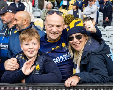 Worcester Warriors 'un destekçileri Gallagher Premiership maçı sırasında Worcester Warriors, Newcastle Falcons' a karşı Sixways Stadyumu, Worcester, Birleşik Krallık, 24 Eylül 202