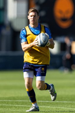 Worcester Warriors 'dan Will Chudley Gallagher Premiership maçından önceki ısınma maçında Worcester Warriors, Newcastle Falcons' a karşı Sixways Stadyumu, Worcester, İngiltere, 24 Eylül 202