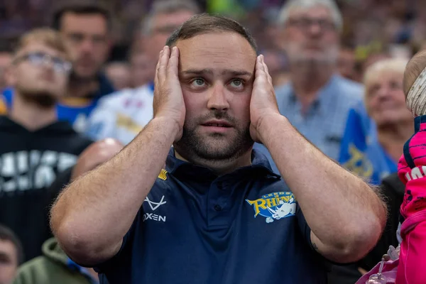 Nervöse Momente Für Die Fans Der Leeds Rhinos Als Der — Stockfoto