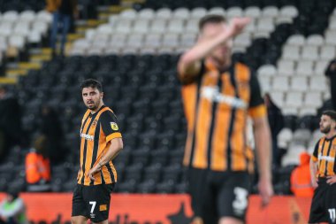 Hull City 'nin kederli Ozan Tufan' ı Hull City 'nin Hull City ile Luton Town maçının ardından 30 Eylül 202' de Hull Stadyumu 'nda oynanan karşılaşma.