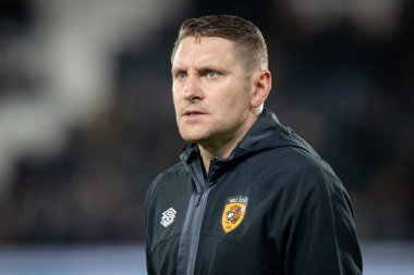 İlk takım koçu Andy Dawson 30 Eylül 202 'de MKM Stadyumu' nda oynanan Sky Bet Şampiyonası karşılaşması öncesinde oynanan hazırlık maçında Hull City, Luton Town 'a karşı.