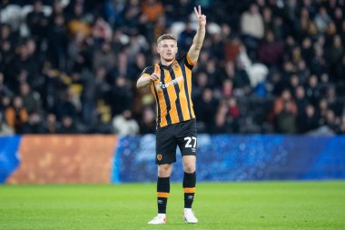 Hull City 'nin 27 numaralı oyuncusu Regan Slater 30 Eylül 202' de MKM Stadyumu 'nda oynanan Hull City Luton Town maçında jest ve tepkiler gösterdi.