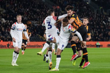 Luton Town 'dan Carlton Morris # 9 ve Hull City' den Jacob Greaves # 4 of Hull City Şampiyonası maçında Hull City, Luton Town 'a karşı MKM Stadyumu, Hull, Birleşik Krallık, 30 Eylül 202