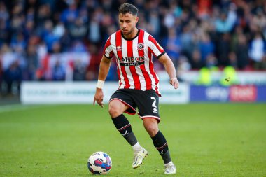 Sheffield United 'ın George Baldock # 2' si Sheffield United ile Birmingham City maçında Bramall Lane, Sheffield, İngiltere 'de 1 Ekim 202' de karşı karşıya geldi.
