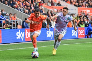 Blackpool 'dan Ian Poveda # 26, 21 Ekim 202' de Bloomfield Road, Blackpool 'da oynanan Blackpool-Norwich City maçında etkin.
