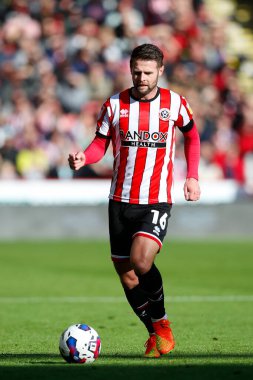 Sheffield United 'ın 16 numaralı Oliver Norwood, 1 Ekim 202' de Sheffield United 'a karşı Birmingham City Bramall Lane, Sheffield, Birleşik Krallık' ta oynanan maçında...
