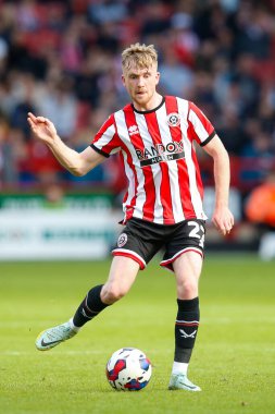 Sheffield United 'ın 22 numaralı Tommy Doyle maçı sırasında Sheffield United, Birmingham City' ye karşı Bramall Lane, Sheffield, İngiltere, 1 Ekim 202