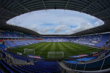 Stadyumun Sky Bet Şampiyonası 'ndan önceki genel görüntüsü Reading vs Huddersfield Town, Select Car Kiralama Stadyumu, Reading, Birleşik Krallık, 1 Ekim 202