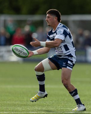 Coventry Rugby 'den Pat Pellegrini Şampiyonluk maçı sırasında Coventry vs Ealing Trailfinders' a karşı Butts Park Arena, Coventry, İngiltere, 1 Ekim 202