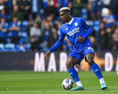 Cardiff City 'den Cdric Kipr # 23 Cardiff City, Cardiff City Stadyumu' nda oynanan Cardiff City - Burnley maçında, 1 Ekim 2022