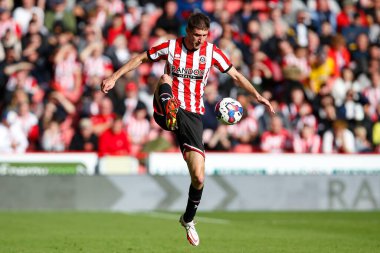 Sheffield United 'ın 6 numaralı Chris Basham maçı sırasında Sheffield United, Birmingham City' ye karşı Bramall Lane, Sheffield, İngiltere, 1 Ekim 202