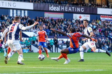 Swansea City 'den 9 numaralı Michael Obafemi, 1 Ekim 202' de The Hawthorns, West Bromwich City 'de West Bromwich Albion ve Swansea City maçında 2-3' lük skorla gol attı.