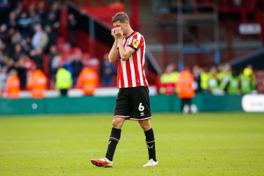 Sheffield United takımının oyuncusu Chris Basham, 1 Ekim 202 'de Sheffield United' ın Birmingham City 'e karşı oynadığı maçtan sonra tepki gösterdi.