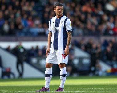 West Bromwich Albion 'dan John Swift # 19, Sky Bet Şampiyonası maçı sırasında West Bromwich Albion, Swansea City' ye karşı The Hawthorns, West Bromwich, Birleşik Krallık, 1 Ekim 202