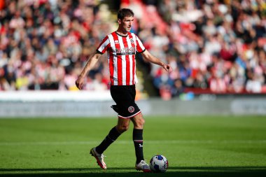 Sheffield United 'ın 6 numaralı Chris Basham maçı sırasında Sheffield United, Birmingham City' ye karşı Bramall Lane, Sheffield, İngiltere, 1 Ekim 202