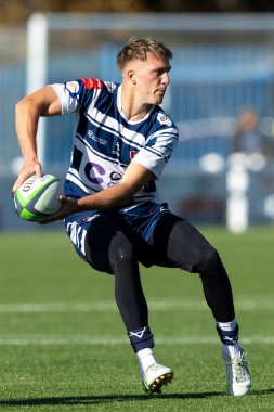 Coventry Rugby 'den Louis Brown, Coventry vs Ealing Trailfinders maçı sırasında Butts Park Arena, Coventry, İngiltere' de 1 Ekim 202 'de
