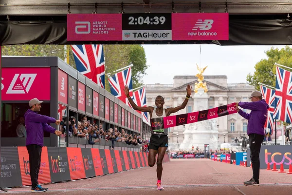 Winner Elite Mens Marathon Amos Kipruto Ken Time Tcs London — Stock Photo, Image