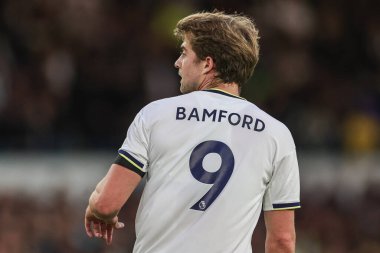 Patrick Bamford # 9 Premier Lig karşılaşmasında Leeds United - Aston Villa maçında Leeds Road, Leeds, İngiltere, 2 Ekim 202