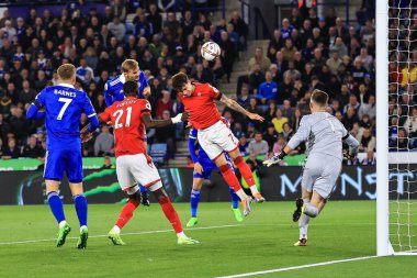 Leicester City 'den Kiernan Dewsbury-Hall # 22 Premier League maçı sırasında King Power Stadyumu, Leicester, İngiltere' de oynanan Leicester City - Nottingham Forest maçında kaleye ilerliyor.