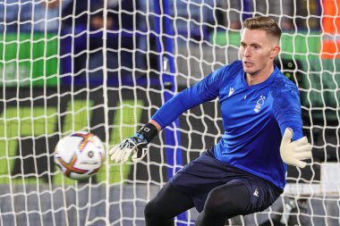 Premier League maçı öncesinde Nottingham Ormanı 'ndan Dekan Henderson # 1. Leicester City - Nottingham Forest maçı öncesinde King Power Stadyumu, Leicester, İngiltere, 3 Ekim 202