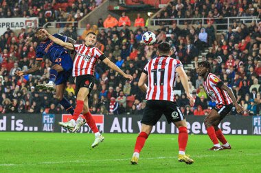 Blackpool 'dan Marvin Ekpiteta 4 Ekim 202' de İngiltere 'nin Sunderland şehrinde oynanan Sunderland-Blackpool maçında kaleye ilerliyor.