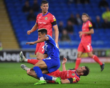 Cardiff City 'den Callum Robinson # 47 Blackburn Rovers ile oynanan Sky Bet Şampiyonası maçında Dominic Hyam # 5 ile Cardiff City Stadyumu, Cardiff, Birleşik Krallık' ta oynanan Blackburn Rovers maçında mücadele etti.
