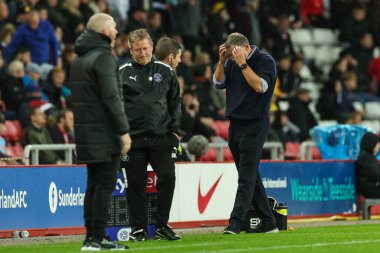 Tony Mowbray Sunderland 'ın baş antrenörü, 4 Ekim 202' de Sunderland-Blackpool Stadyumu 'nda oynanan Sky Bet Şampiyonası maçında gol atma şansını kaçırınca tepki gösterdi.