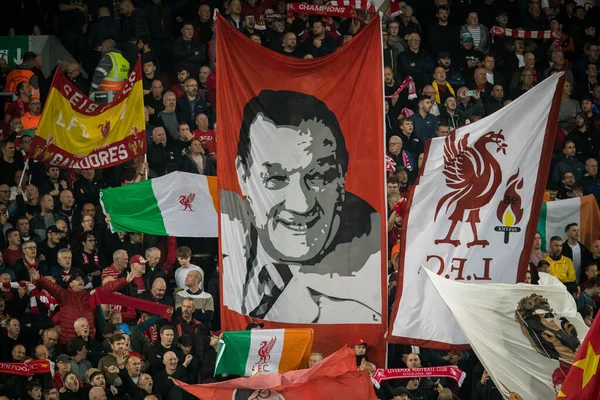 Bandeiras Liverpool Voando Durante Jogo Liga Dos Campeões Uefa Liverpool — Fotografia de Stock