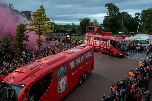 Ônibus Equipe Liverpool Chega Anfield Stadium Antes Jogo Liga Dos — Fotografia de Stock