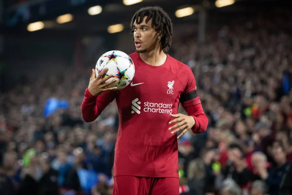 Liverpool Şampiyonlar Ligi maçında Liverpool 'dan Trent Alexander-Arnold # 66 Anfield, Liverpool, İngiltere' de Rangers maçında, 4 Ekim 202