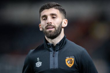 Hull City 'den Dogukan Sinik # 11 numaralı maç öncesi ısınma maçı Hull City - Wigan Athletic maçı öncesinde MKM Stadyumu, Hull, İngiltere, 5 Ekim 202