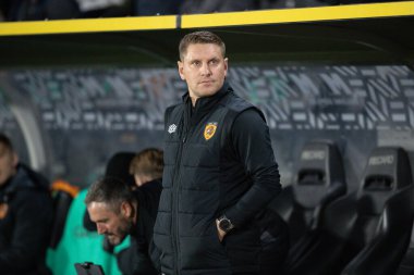 İlk takım koçu Andy Dawson, Gök İddia Şampiyonası maçında Hull City, Wigan Athletic 'e karşı MKM Stadyumu, Hull, İngiltere, 5 Ekim 202