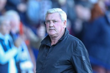 Steve Bruce, West Bromwich Albion takımının teknik direktörü West Bromwich Albion, The Hawthorns, West Bromwich, İngiltere 'de Luton Town' a karşı 8 Ekim 202