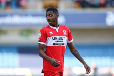 Middlesbrough 'dan Isaiah Jones # 2 Sky Bet Şampiyonası maçında Millwall Middlesbrough' a karşı The Den, Londra, İngiltere, 8 Ekim 202