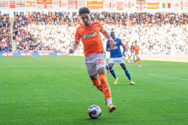 Blackpool 'dan Theo Corbeanu # 25 Sky Bet Şampiyonası maçında Blackpool Watford' a karşı Bloomfield Road, Blackpool, İngiltere, 8 Ekim 202