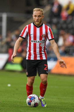 Sunderland 'dan Alex Pritchard # 21 Sunderland Sky Bet Şampiyonası maçında Swansea City Sunderland' a karşı Swansea.com Stadyumu, Swansea, Birleşik Krallık, 8 Ekim 202