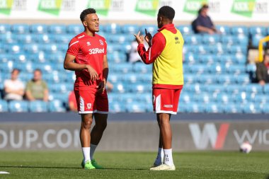 Middlesbrough 'dan Chuba Akpom # 29 ve Middlesbrough # 9 ve Middlesbrough # 9 Sky Bet Şampiyonası maçı sırasında Millwall Middlesbrough' a karşı The Den, Londra, İngiltere, 8 Ekim 202