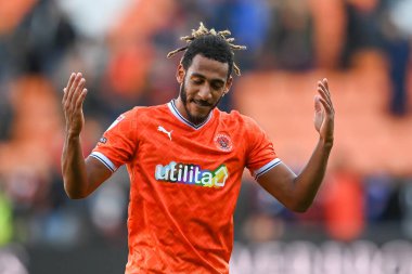 Blackpool 'dan Dominic Thompson 8 Ekim 202' de Blackpool-Watford maçının bitişini kutluyor.