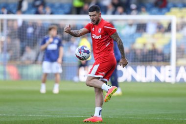 Middlesbrough 'dan Alex Mowatt 8 Ekim 202' de Middlesbrough 'a karşı oynanan Sky Bet Şampiyonası maçında ısınıyor.