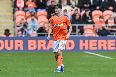 Blackpool 'un Charlie Patino # 28' i Blackpool 'da Blackpool Watford' a karşı 8 Ekim 202 'de Bloomfield Road, Blackpool' da oynanan maçta