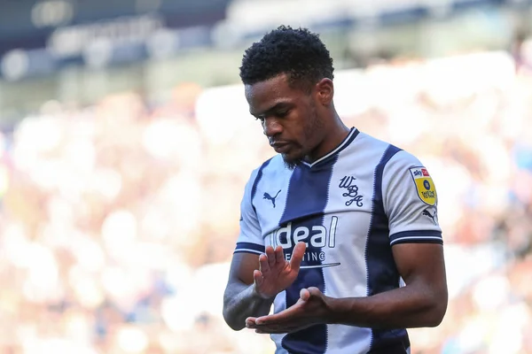 Grady Diangana Του West Bromwich Albion Χειροκροτεί Τους Οπαδούς Του — Φωτογραφία Αρχείου