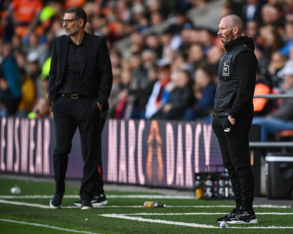 Blackpool Sky Bet Şampiyonası 'nda Michael Appleton' ın teknik direktörü Blackpool - Watford maçı, Bloomfield Road, Blackpool, İngiltere, 8 Ekim 202