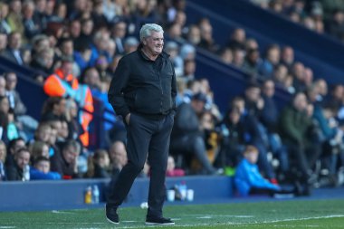 West Bromwich Albion 'un yöneticisi Steve Bruce, West Bromwich Albion - Luton Town maçında üzgün görünüyor. The Hawthorns, West Bromwich, İngiltere, 8 Ekim 202