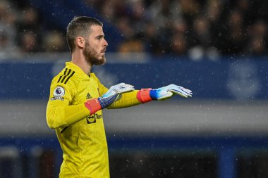 Manchester United takımından David De Gea, 9 Ekim 202 'de Goodison Park, Liverpool' da oynanan Premier League maçında Everton 'a karşı Manchester United' ı izliyor.