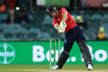 İngiltere 'den Jos Buttler (c) 3 Avustralya' dan 3 'üncü Dettol T20I Serisi sırasında Manuka Oval, Canberra, Avustralya, 14 Ekim 202' de İngiltere 'ye karşı