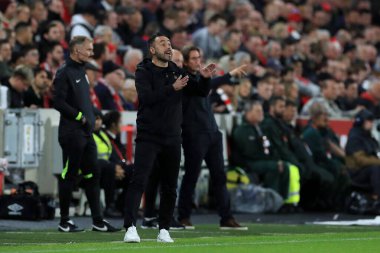 Brighton & Hove Albion teknik direktörü Roberto De Zerbi Premier Lig karşılaşmasında Brentford-Brighton ve Hove Albion 'a karşı Brentford Community Stadyumu, Londra, Birleşik Krallık, 14 Ekim 202
