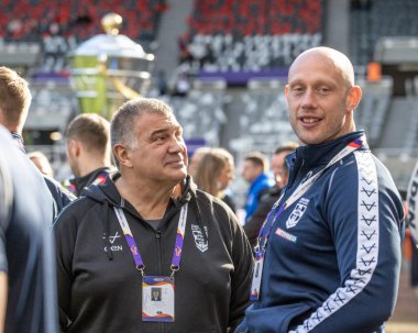 Shaun Wane İngiltere Teknik Direktörü ve İngiltere Chris Hill Rugby Ligi Dünya Kupası 2021 karşılaşmasında İngiltere ile Samoa arasında St. James 's Park, Newcastle, İngiltere, 15 Ekim 202