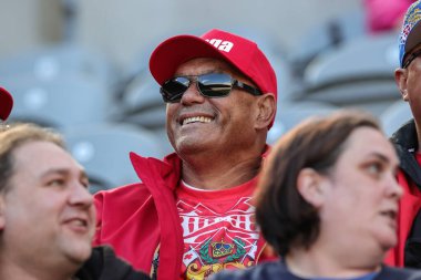 Samoa taraftarları Rugby Ligi Dünya Kupası 2021 karşılaşması için İngiltere 'ye karşı Samoa' da St. James 's Park, Newcastle, İngiltere, 15 Ekim 202' de maça geldiler.