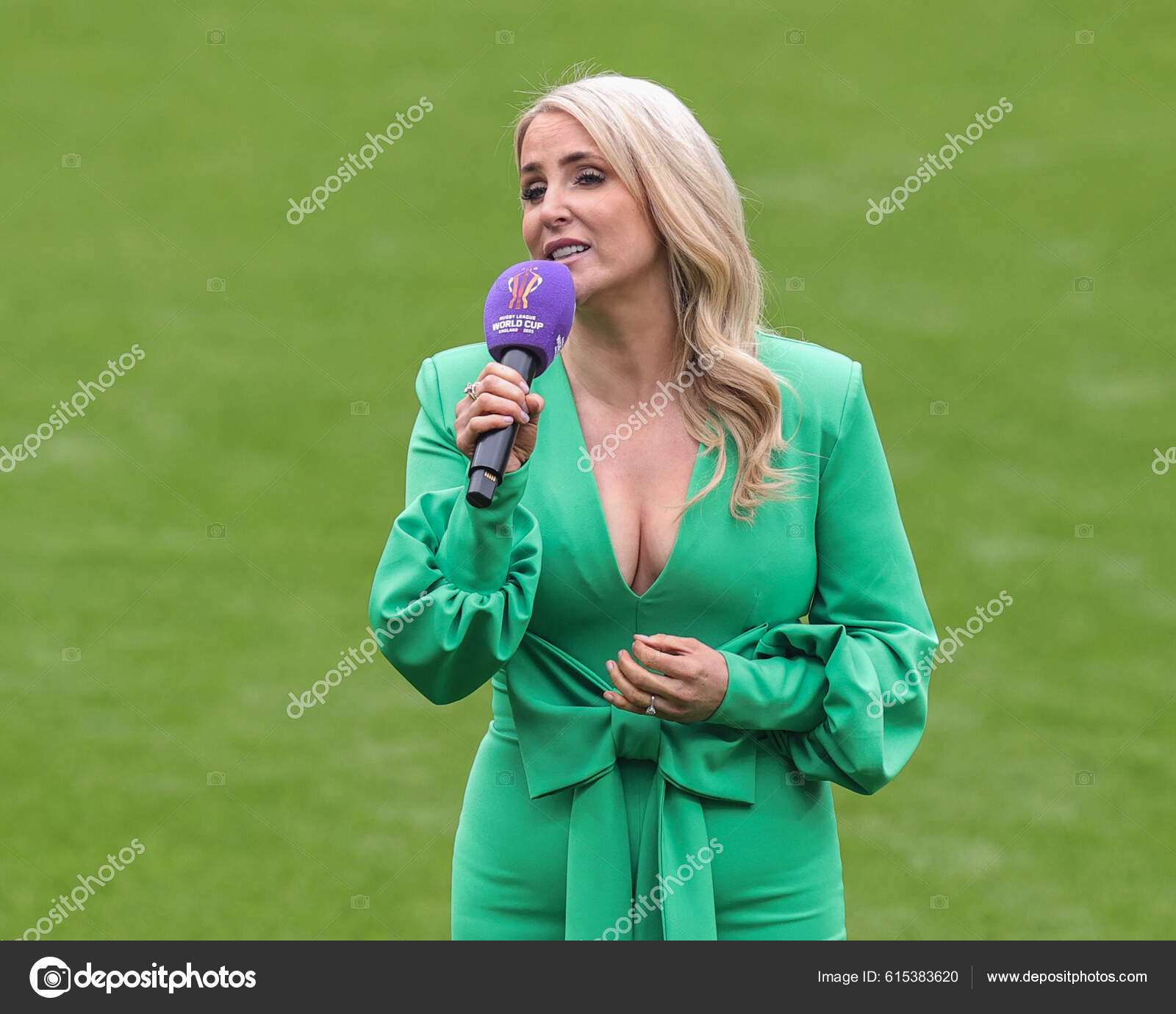 Лиззи Джонс Поет Английский Гимн Боже Храни Короля Время Матча.